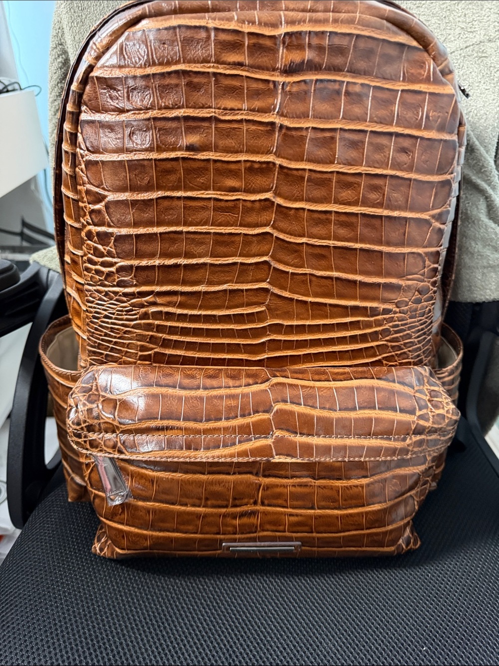 Unisex… Croc-Embossed Brown Genuine Leather Backpack.  Absolutely stunning 🔥